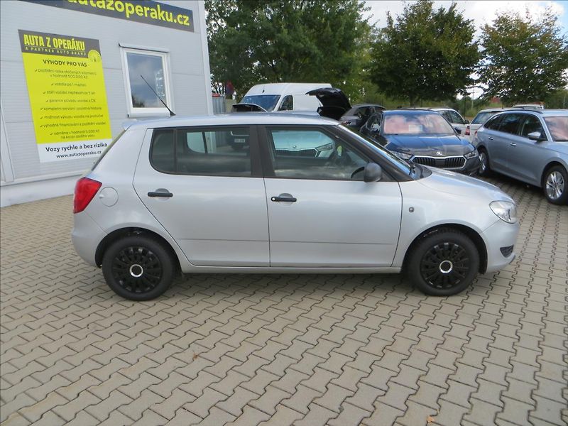 Škoda Fabia 1,2 TSI 63kW ČR - fotka 9 z 17