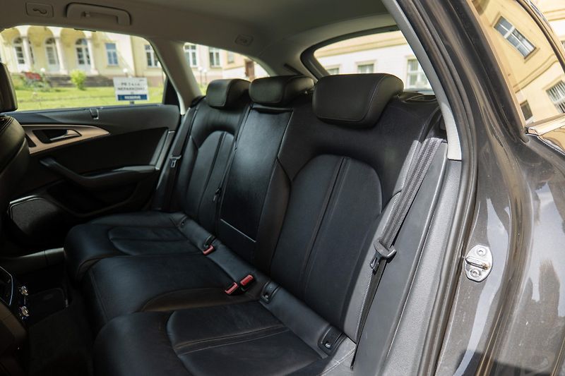 Audi A6 3.0 TDI 180kW KESSY Paměť Taž - fotka 14 z 34