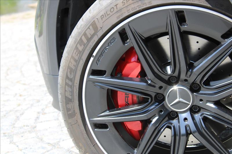 Mercedes-Benz GLB 35 AMG*4M*FACEL*ZÁR*DPH*CZ - fotka 38 z 42
