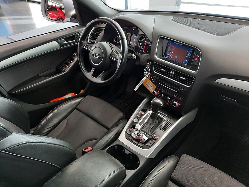 Audi Q5 (2016) 2.0 TDI quattro (140kW/190k) S - fotka 12 z 21