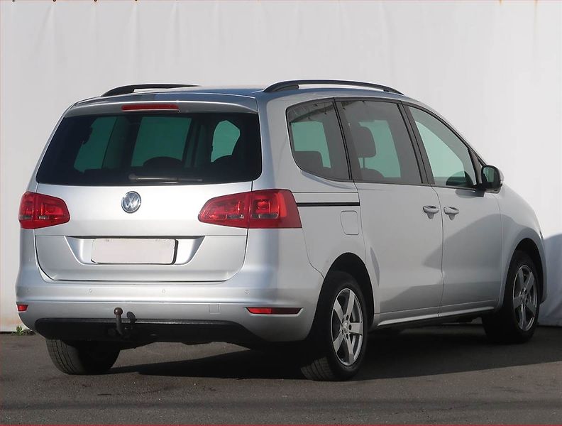 Volkswagen Sharan (2012) 2.0 TDI, 7 míst, Serv.kniha - fotka 5 z 18