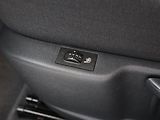 Peugeot 5008 (2016) 1.6 BlueHDi, Automat, Navi - náhled 18