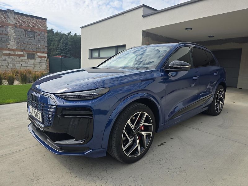 Audi SQ6 e-tron (2025) Edition One Blue - fotografie inzerátu