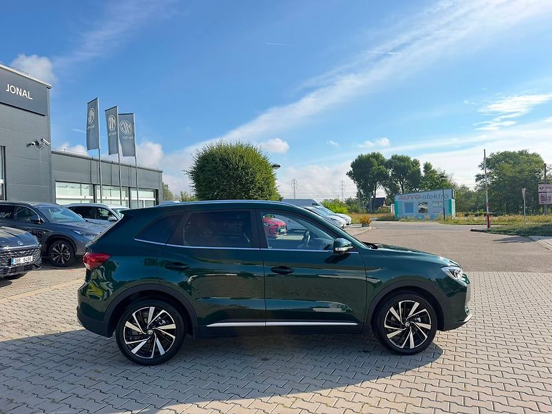 MG ZS HEV 1.5 EXCLUSIVE AT ZÁRUKA 7l - fotka 16 z 29