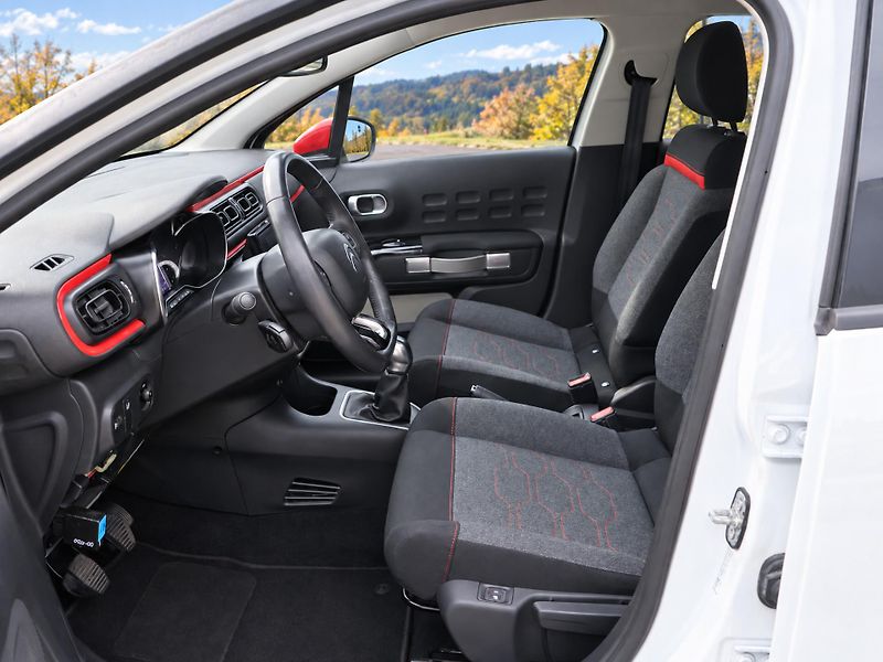 Citroën C3 1,2 PT CZ Feel 2.Maj DPH - fotka 11 z 31