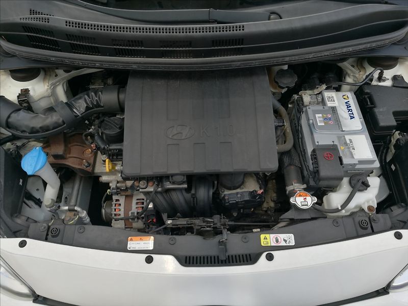 Hyundai i10 1,0 i autom.klima - fotka 19 z 22