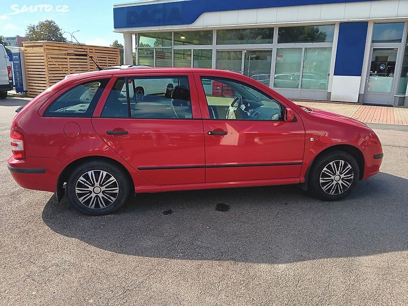 Škoda Fabia 1.2 47kW - fotka 5 z 22