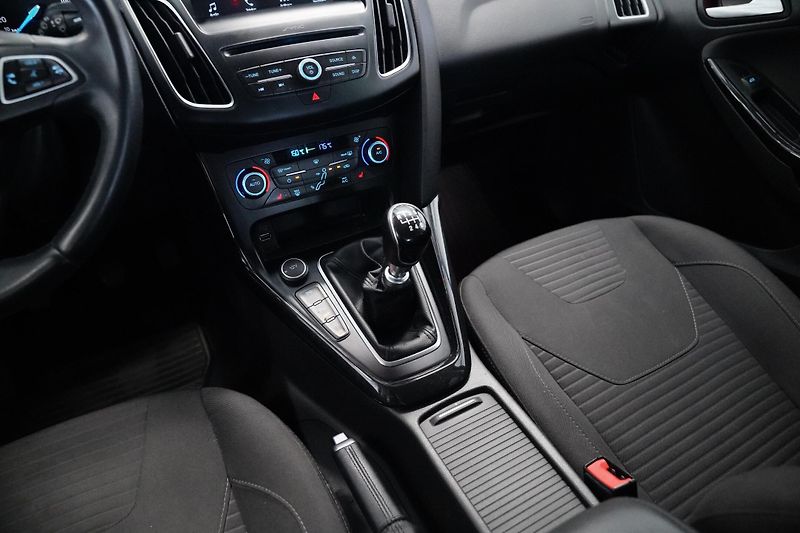 Ford Focus - fotka 27 z 30