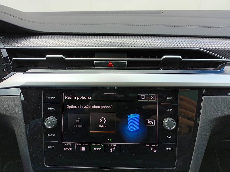 Volkswagen Arteon Shooting Brake (2024) Arteon SB R-Line 1.4 TSI 115 / - fotka 11 z 29