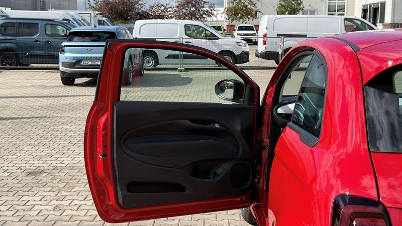 Fiat 500 (2026) Hybrid Pop Hatchback 1.0 BSG - fotka 9 z 22