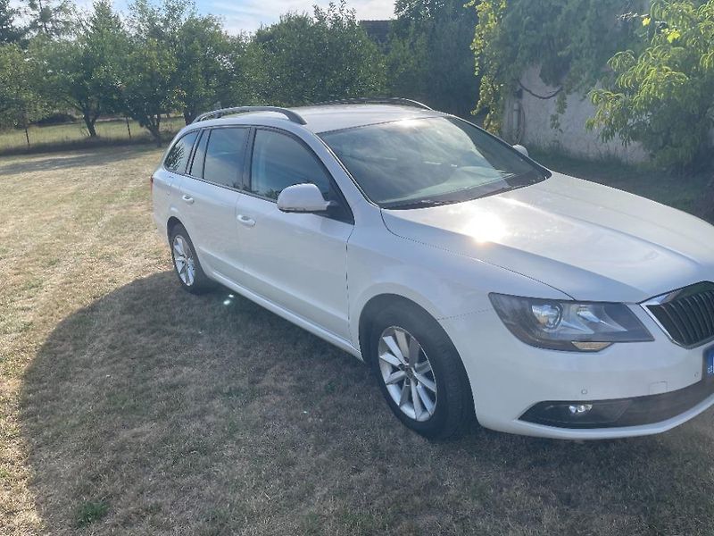 Škoda Superb (2014) - fotka 3 z 11