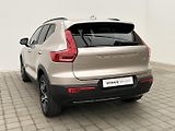 Volvo XC40 2.0 B4 4x4 PLUS - náhled 8