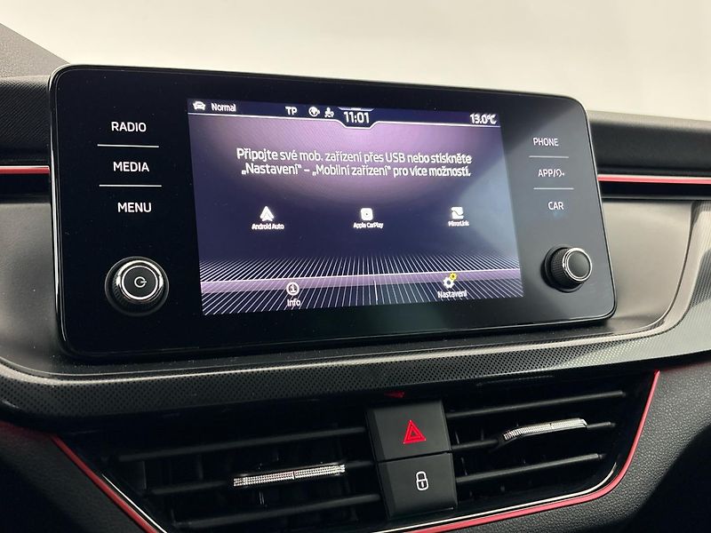Škoda Kamiq DSG Monte Carlo - fotka 24 z 30