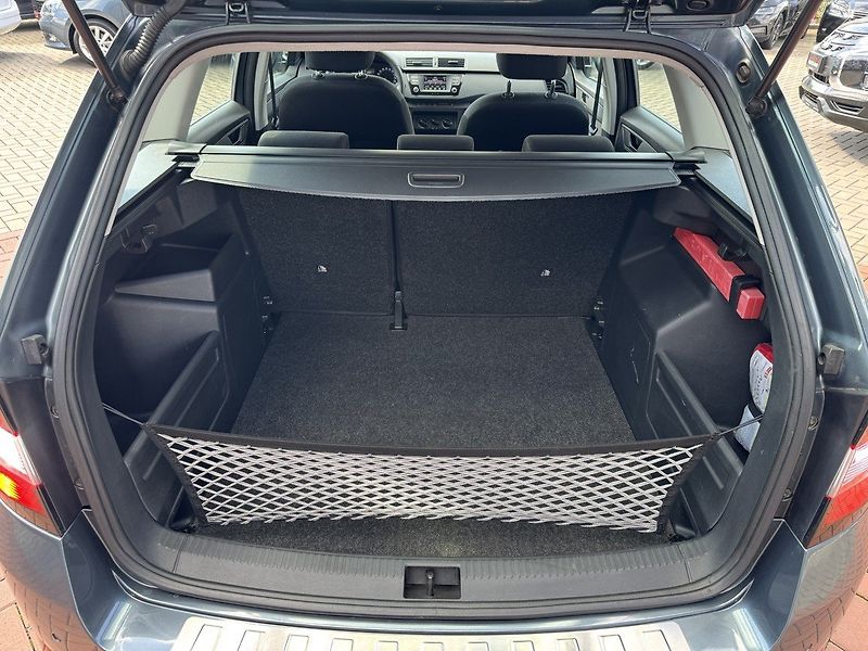 Škoda Fabia (2018) 1.0MPi Klima Výhřev Sedadel BT - fotka 21 z 45