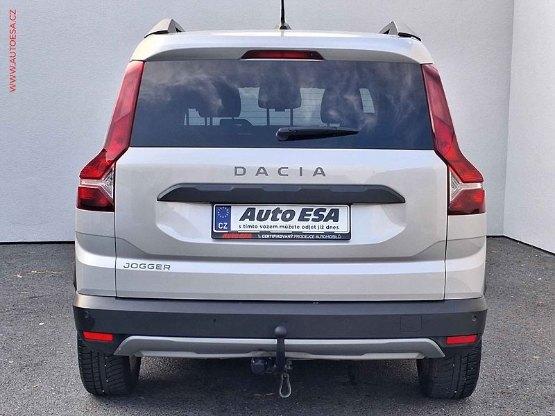 Dacia Jogger (2022) 1.0TCe, AC, TZ, park.čidla - fotka 5 z 16