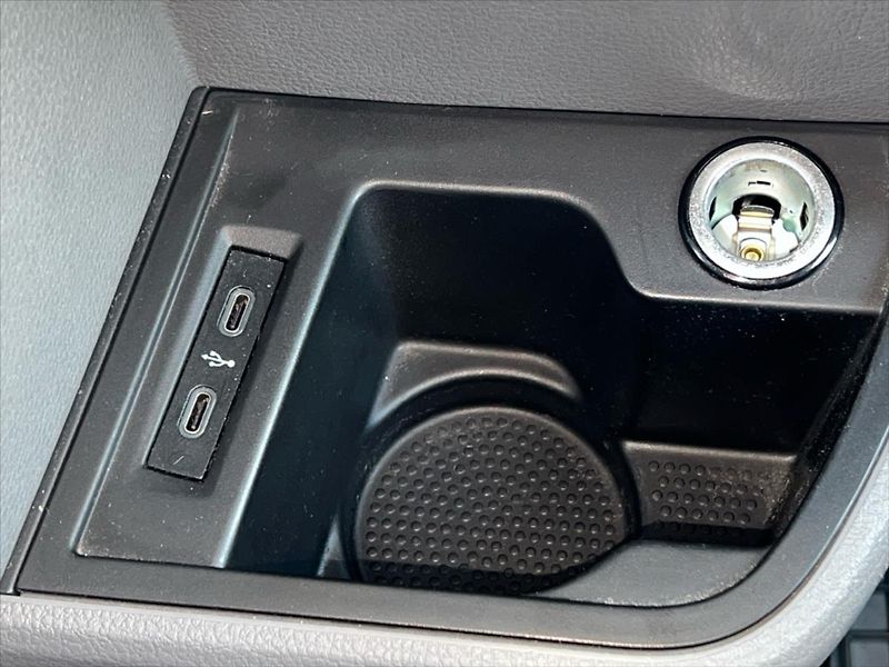 Volkswagen Transporter 2,0 TDi 110kW 7DSG 3 místný  T - fotka 21 z 23