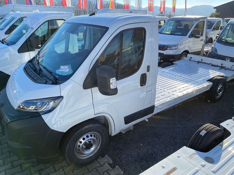 Peugeot Boxer Plošina kabina 4350 L4 BlueHDi - fotka 2 z 7