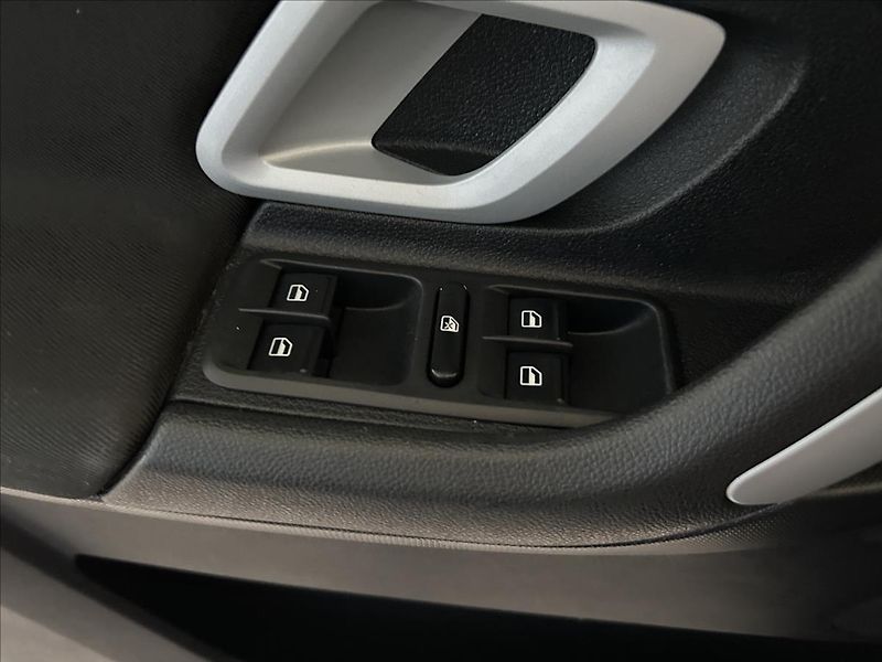 Škoda Roomster 1,6   AUTOMATICKÁ PŘEVODOVKA - fotka 10 z 23