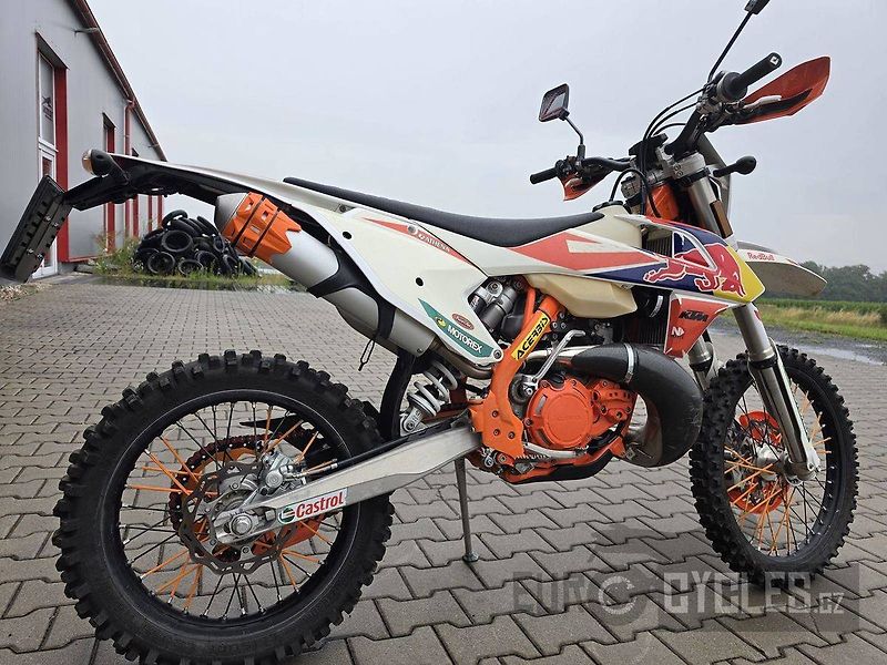 KTM 300 EXC TPI (2019) - fotka 3 z 17