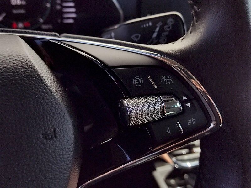 Škoda Octavia (2020) COMBI STYLE 2.0TDI 85kW 6°MP - fotka 31 z 38