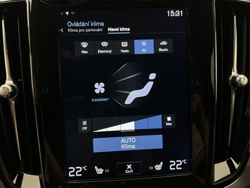 Volvo V60 D4 INSCRIPTION AUT CZ - fotka 29 z 38