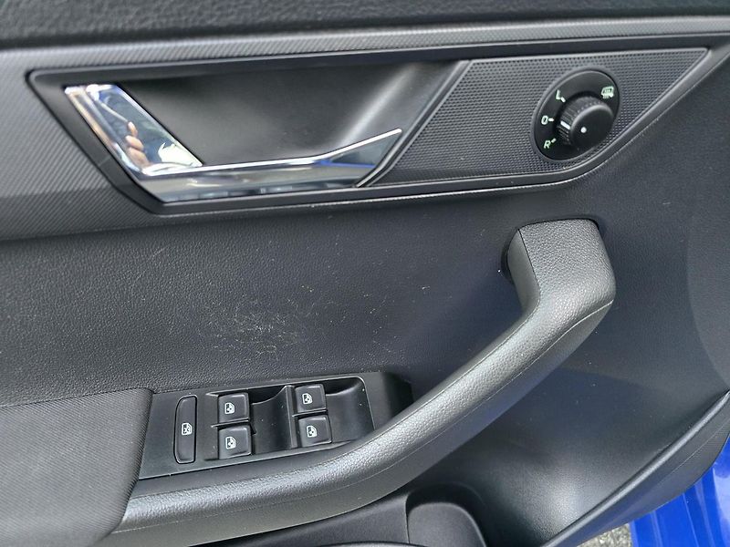 Škoda Fabia 70kW STYLE DIGIKLIMA ČR - fotka 22 z 36