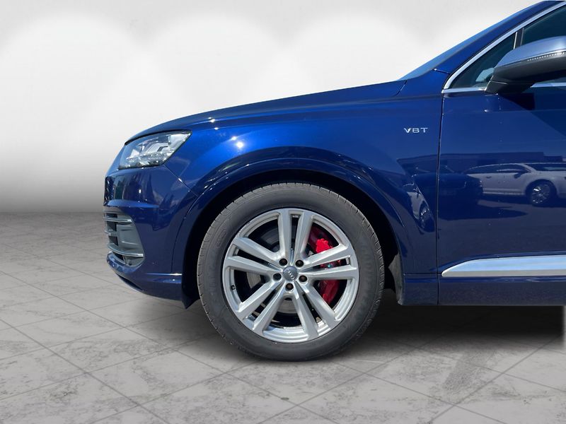 Audi SQ7 4,0 TDI - fotka 10 z 27