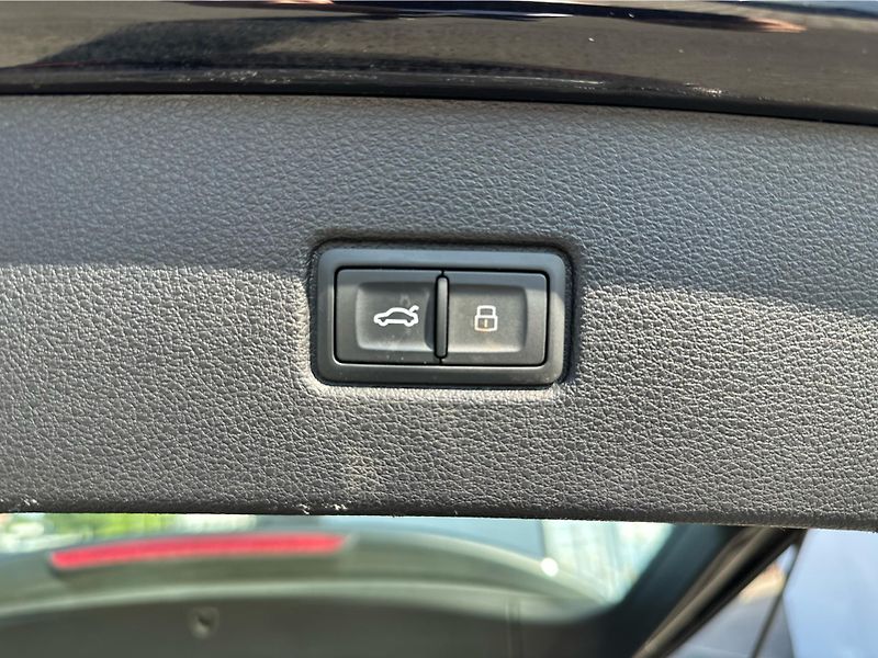 Audi Q7 50 TDI QUATTRO 210 KW - fotka 16 z 25