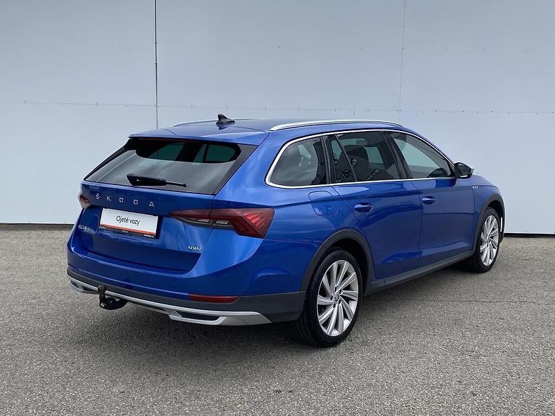 Škoda Octavia Scout 2,0 TDI 110 kW 4x4 DSG - fotka 2 z 28