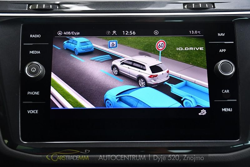 Volkswagen Tiguan 2.0TDi DSG NAVI TAŽNÉ ČR 1.M - fotka 43 z 53