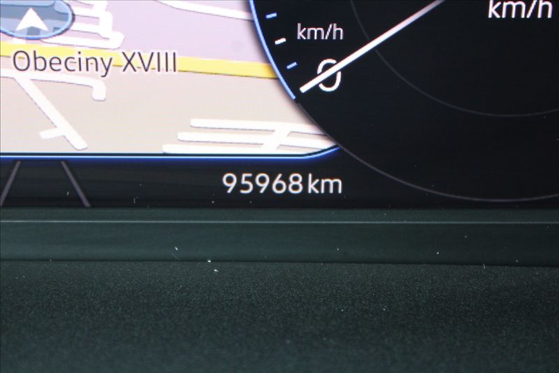 Volkswagen Multivan 2,0 TDI  1MAJ,7MÍST,AT,4x4,DPH - fotka 9 z 40