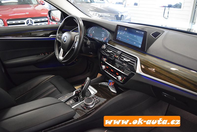 BMW Řada 5 2.0d LUXURY-LINE 98 000 KM TZ - fotka 40 z 74
