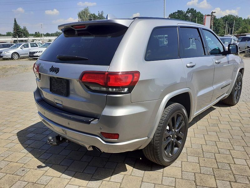 Jeep Grand Cherokee (2017) 3.6  V6  4x4 - fotka 4 z 35