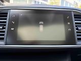 Peugeot 308 (2018) Allure 1.6 BlueHDi EAT6 - náhled 37