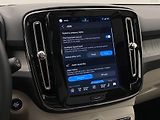 Volvo XC40 B4 DARK ULTRA AUT CZ - náhled 45