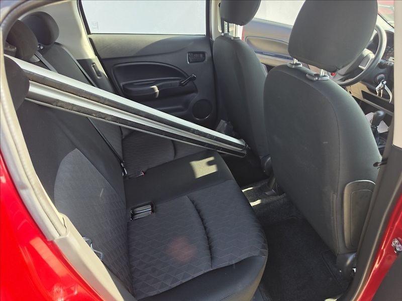 Mitsubishi Space 1,0 MIVEC 52KW KLIMA - fotka 26 z 42