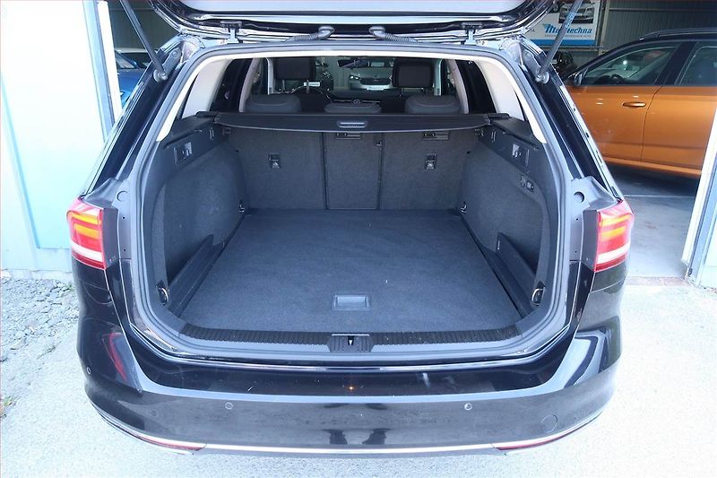 Volkswagen Passat (2017) 2.0 TDI, 4X4, Automat - fotka 14 z 25