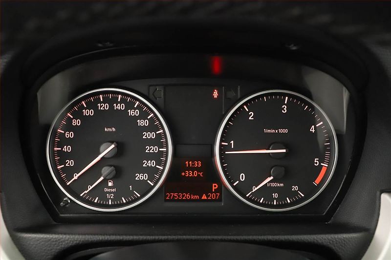 BMW Řada 3 (2012) 320 d xDrive, 4X4, Automat - fotka 9 z 19