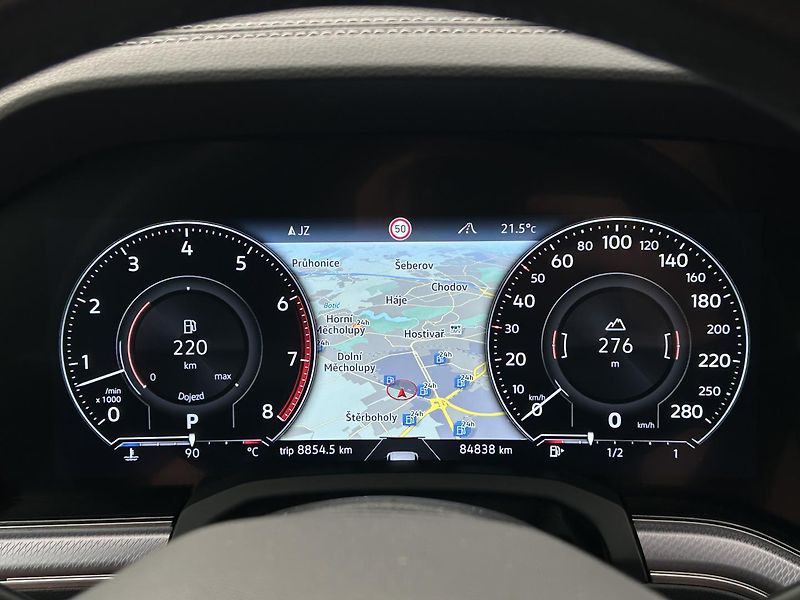 Volkswagen Touareg 3.0 TSI 4x4 R-Line - fotka 7 z 36