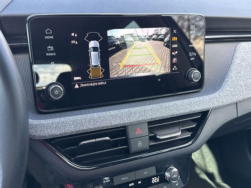 Škoda Scala (2024) 1.0 TSI DSG Selection - fotka 18 z 31