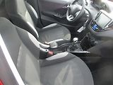 Peugeot 2008 (2019) 1,2 Pure Tech - náhled 6