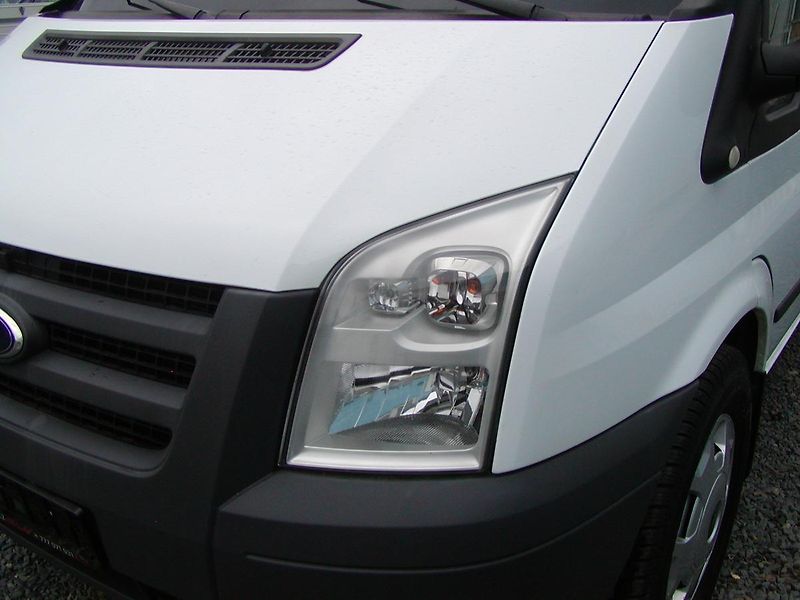 Ford Transit (2011) 2.2TDCi, 6MÍST, 350L,196TIS.KM - fotka 43 z 50