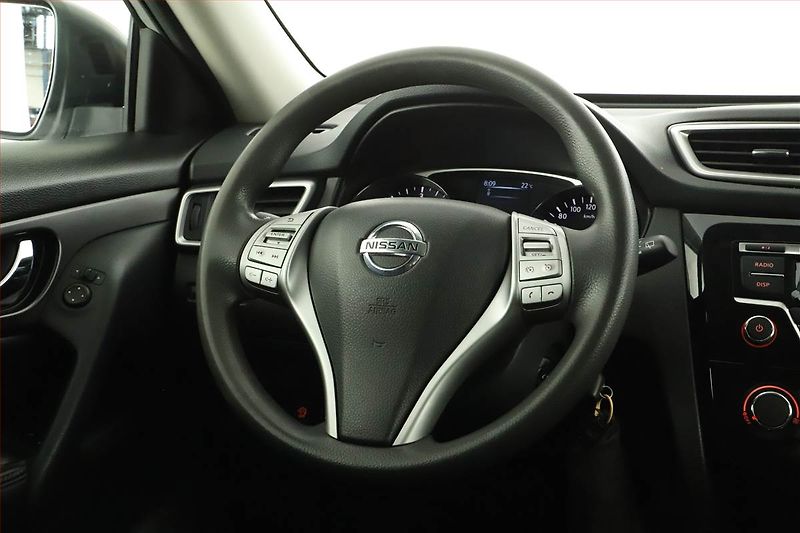 Nissan X-Trail (2015) 1.6 dCi, Tempomat - fotka 8 z 13