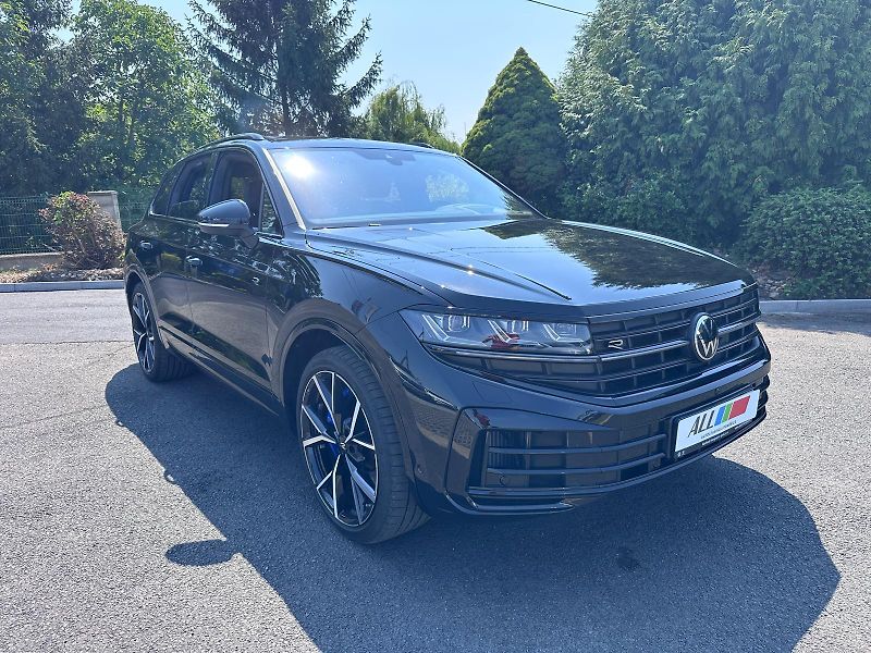 Volkswagen Touareg R 3.0 TSI eHybrid 340kW  - fotka 4 z 21