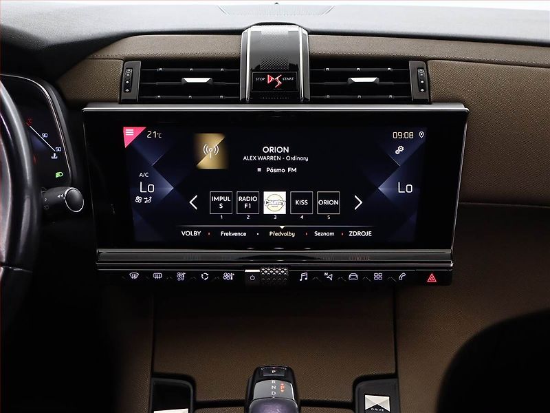 DS Automobiles DS7 Crossback (2019) 2.0 BlueHDI, Automat, Navi - fotka 10 z 19