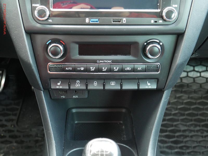 Škoda Rapid (2014) 1.6TDi, ČR, Výhř.sed. - fotka 14 z 16