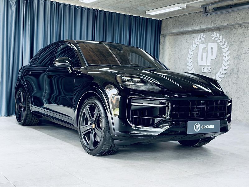 Porsche Cayenne (2024) S Coupe SPORTDESIGN MASAZ 3xTV - fotka 1 z 45