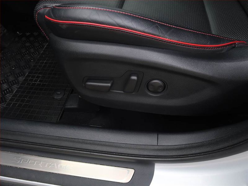 Kia Sportage (2019) GT Line 1.6 CRDi, 4X4 - fotka 25 z 28