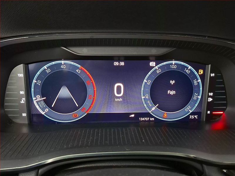 Škoda Octavia (2022) 2.0 TDI, ČR,1.maj, Serv.kniha - fotka 11 z 17