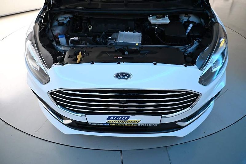 Ford S-MAX (2020) 2.0 4x4 140 KW LED ACC SONY Ta - fotka 43 z 45